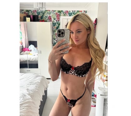 Escorts Canary Wharf Station East London - Photos for LARI GFE 🥰 HOT BLONDE GIRL 📞 NO RUSH CALL ME