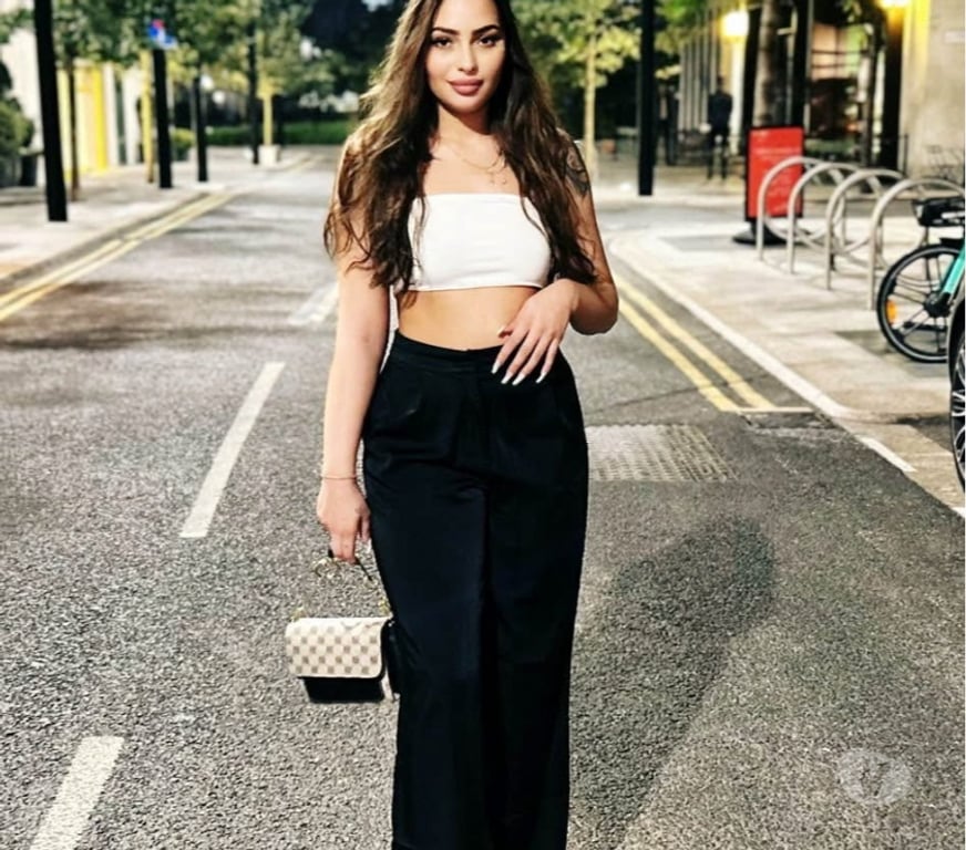 Escorts Essex Harlow - Photos for Hot girl xx call me Jassmin