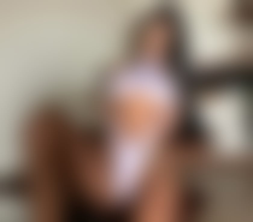 Escorts Lincolnshire Lincoln - Photos for 🔞Bombshell Party🥂Strap-on lovers?Domination ALEVEL💦