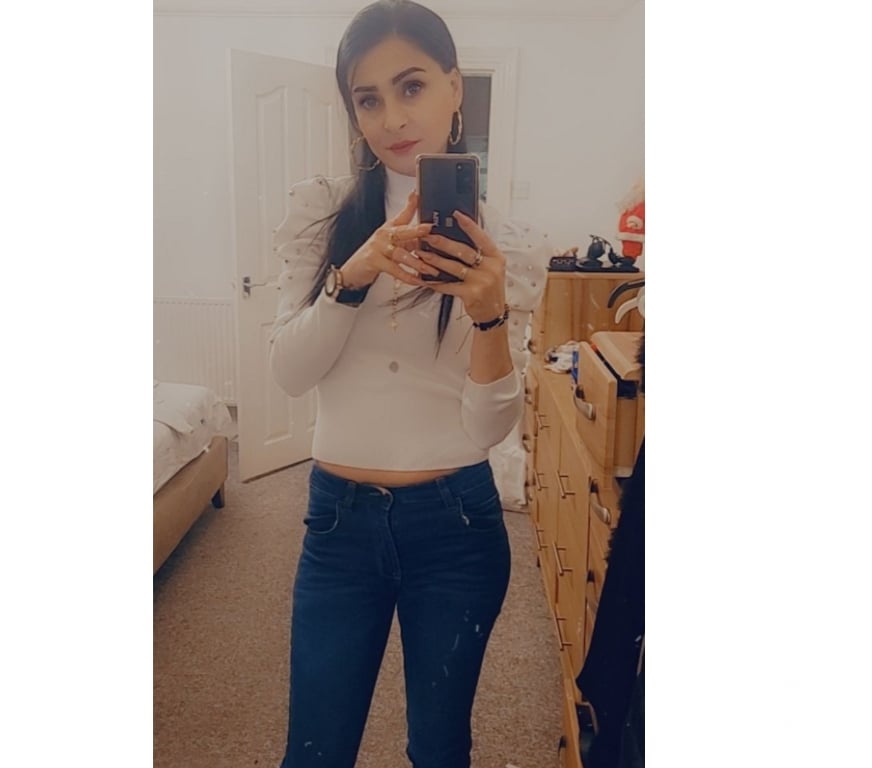 Escorts Essex Thurrock - Essex - Photos for My name is Cristina a very sweet girl