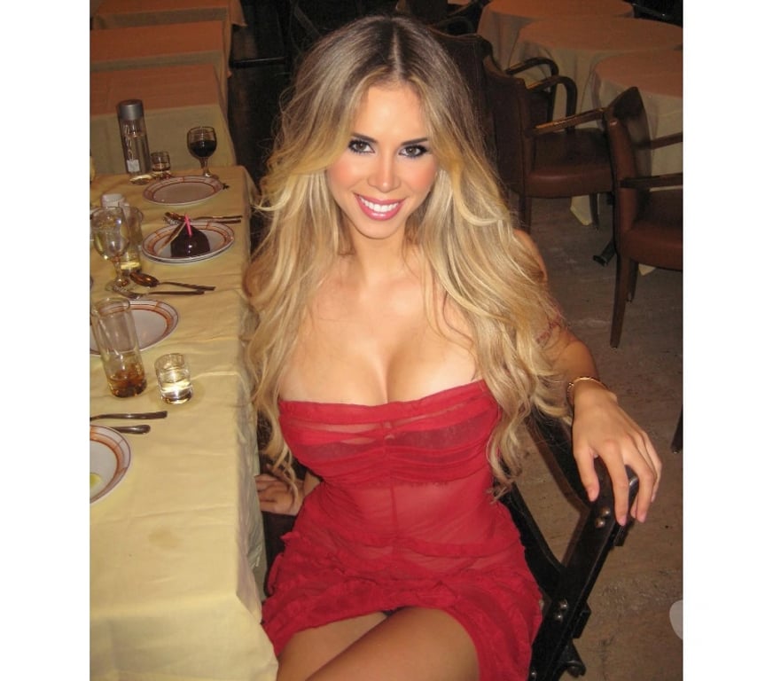 Escorts Cheshire East Crewe - Cheshire East - Photos for 🔥Nikole Paris Hot TRANSEXUAL in town🔥