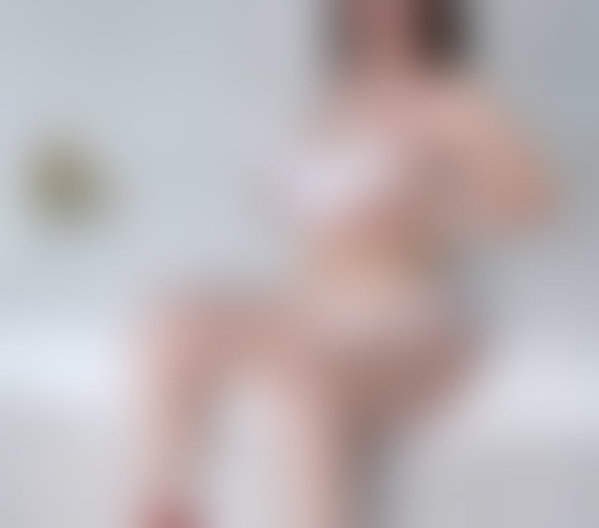 Escorts Kent Medway - Kent - Photos for New in town 🥳🎉 top service