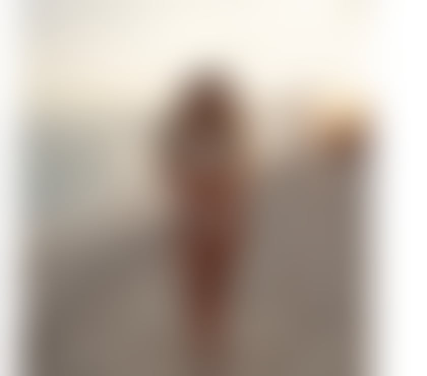 Tantric massage , Dip tissue with Laura