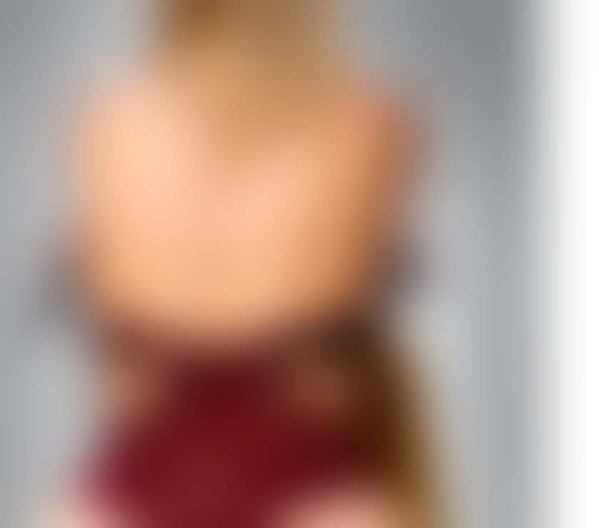 Escorts Worthing Town Centre Worthing - Photos for Strong eye contact,slow teasing touch and wicked smile 😏