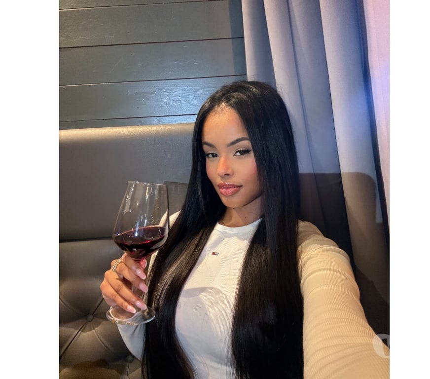 Escorts Aberdeen Aberdeen City Centre - Aberdeen - Photos for 👠 MIA REAL LUXURY EXPERIENCE 🇧🇷