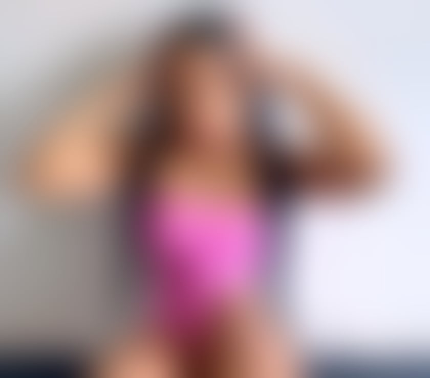 Escort Elephant & Castle Station South East London - Photos for 💛💚🖤 Bombshell SUSIE 🇯🇲🇯🇲