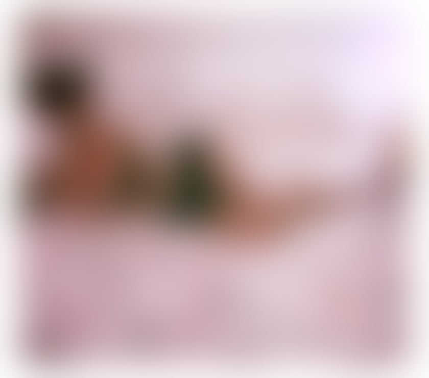 💕British Minx Chloe available in E1 now 💕