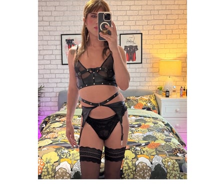 Trans Escorts Exeter East Devon - Photos for Friendly Tv in Exeter