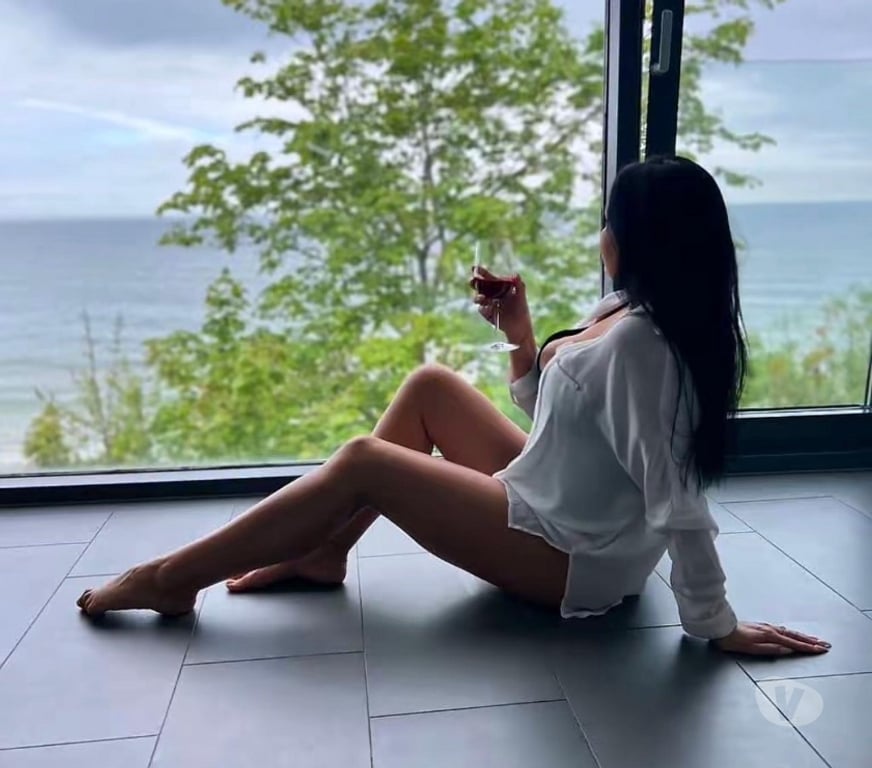 Escorts North London Wood Green - North London - Photos for Latin Glow Curves ✨🔥 | Brazilian PARTY Girl 🇧🇷