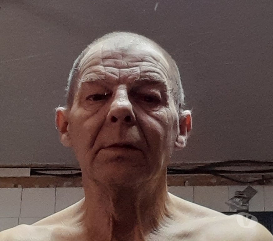 adult personals East London Havering - Photos for Guy seeking a lady 18-66 for fun in the bedroom