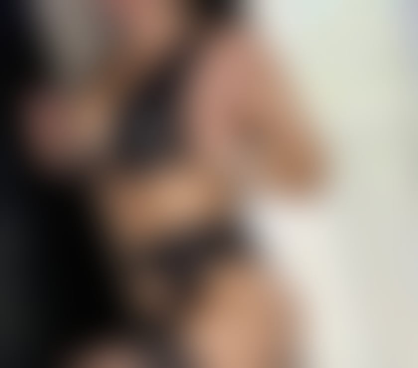 Escorts West Midlands Birmingham - Photos for Available party girl 24 7 💦 ✨️