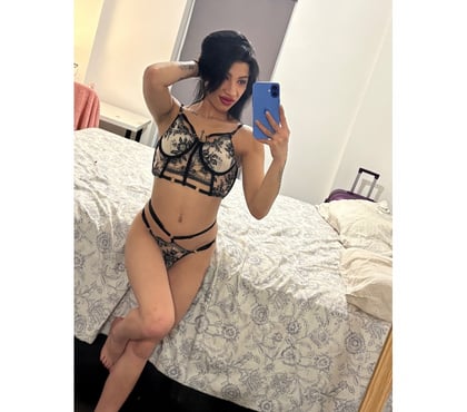 Escorts Stratford East London - Photos for 💕NEW IN TOWN💕Alexa😘😘PARTY GIRL😘