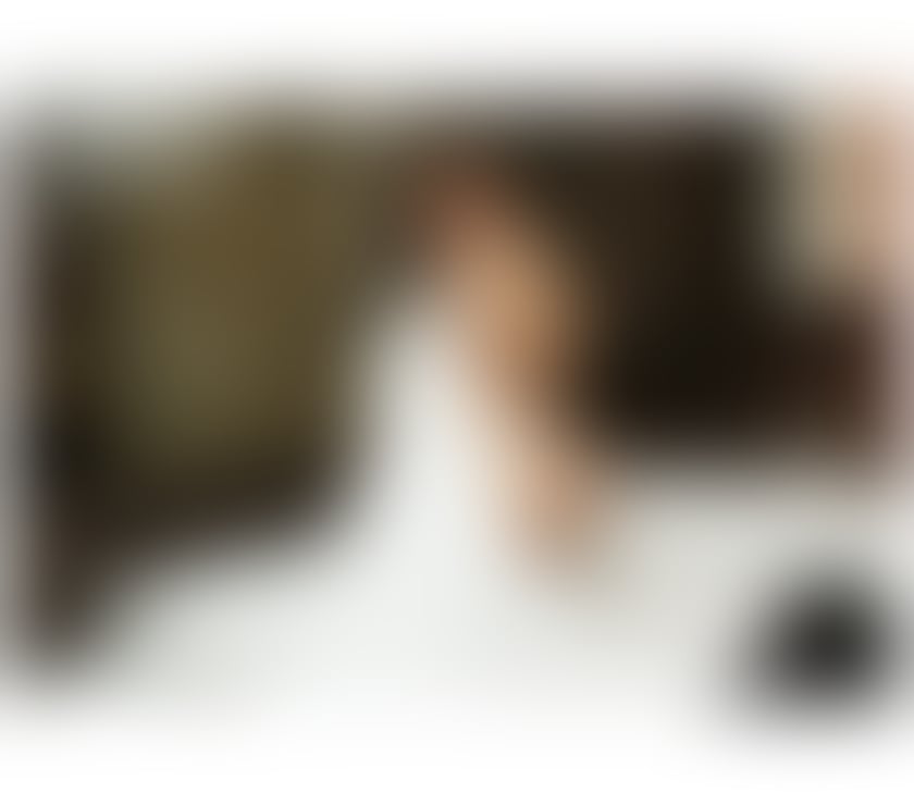 Escorts East London Canary Wharf - DLR Station - East London - Photos for Your New South American in Canary Warf, and Party Girl