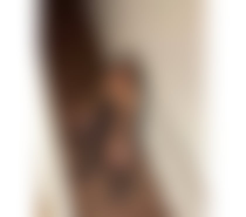 HEY BEIATRIS BRUNETTE 24 YEARS OLD WITH A