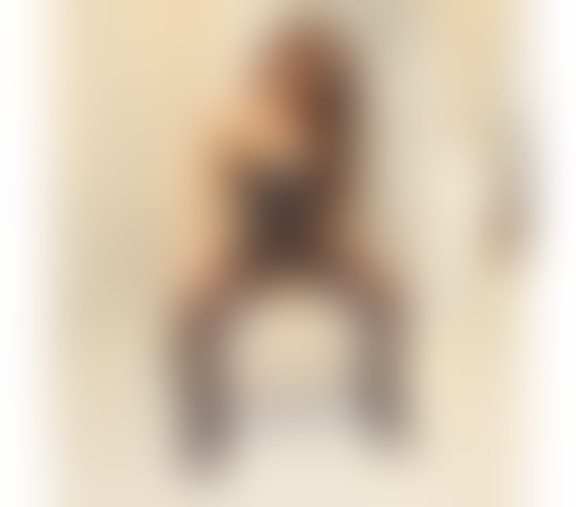 Escorts South West London Chelsea - South West London - Photos for 🌟Kamila 🪩 Born to shine, made to tease🌟