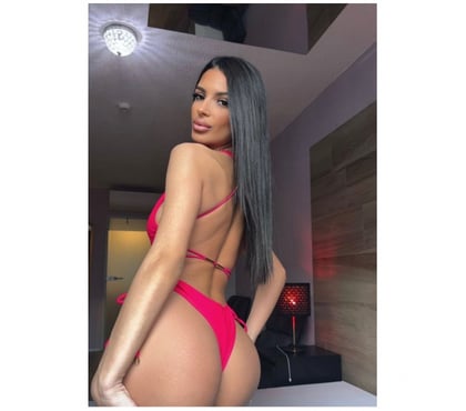 Photos for ❤️Flirty Fun, No Strings – Just You & Me❤️