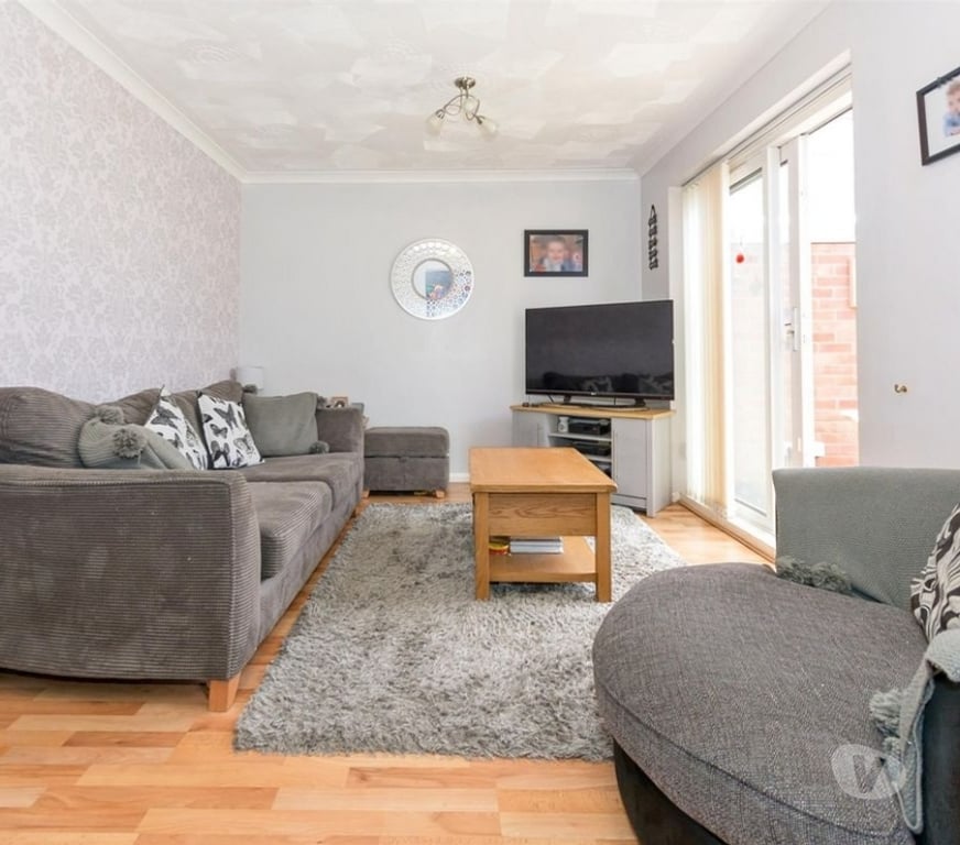 room to let West Midlands Birmingham - Photos for Spacious Fully Furnished Double Room B45 area