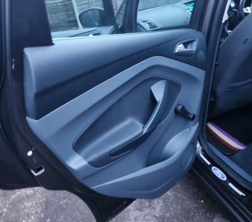 used cars for sale Hertfordshire Dacorum - Photos for 2015 Ford Cmax Diesel