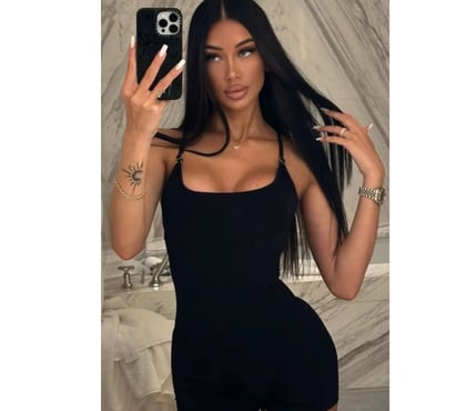 Escorts Woking Town Centre Woking - Photos for SEXY BRUNETTE FOR OUTCALL ❤️