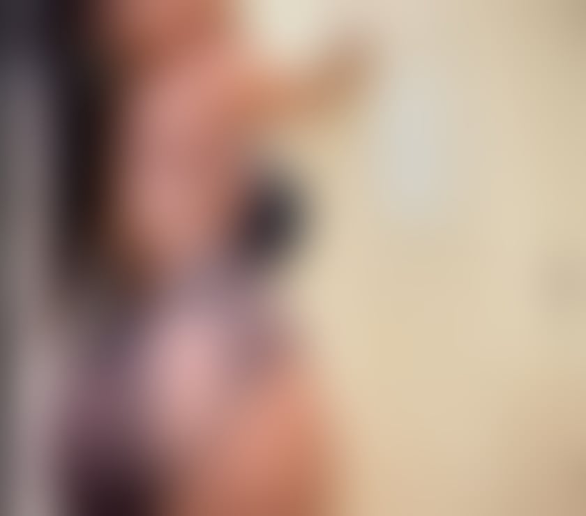 GIGI SEXY PARTY 😍😍