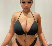 GIGI SEXY PARTY 😍😍