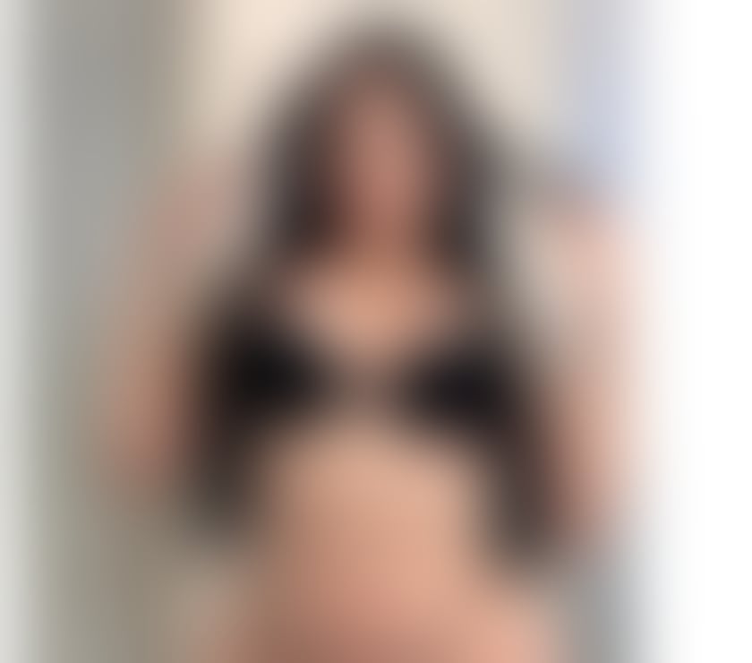 Desy 🔞 BIG NATURAL TITS 🤯 AMAZING SLOPPY