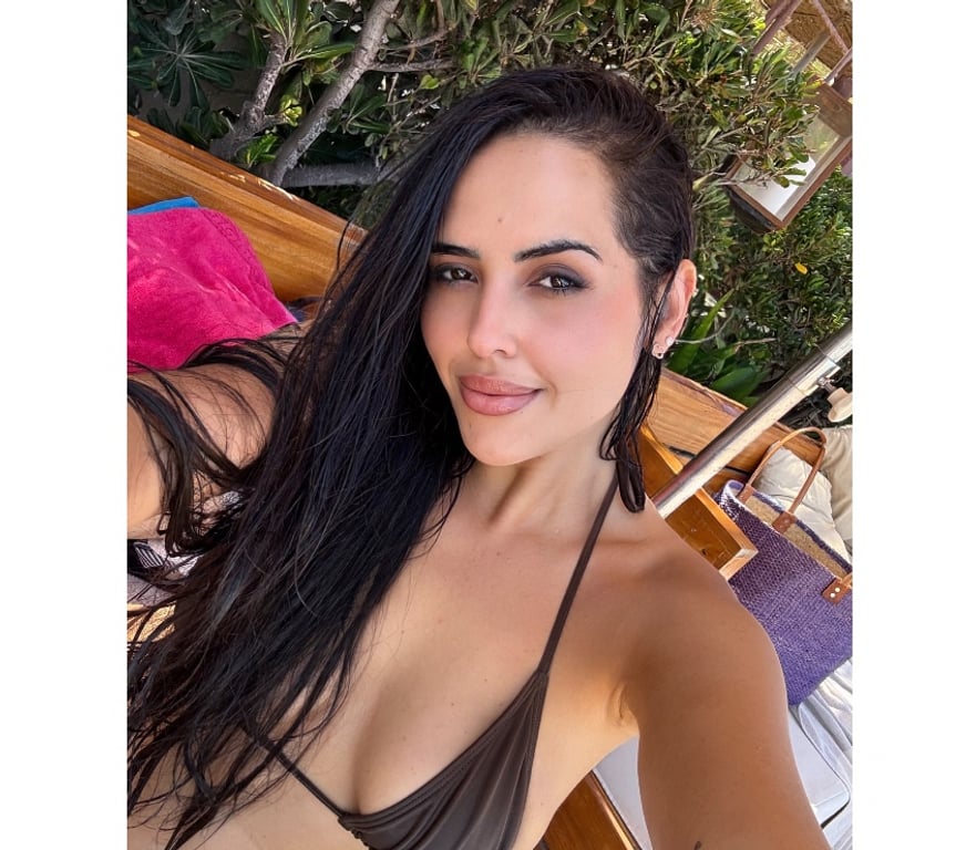 Escorts North London Edmonton - North London - Photos for Emma ♥️ The best part of your day