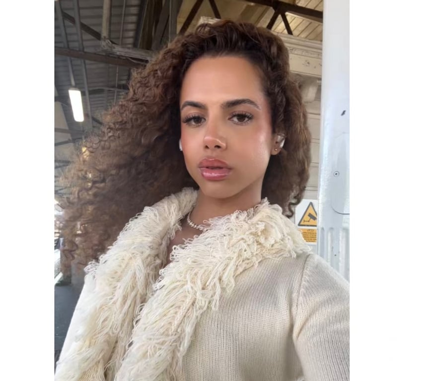 Trans Escorts West London Hounslow - Photos for TransVisitingHounslow- foreplay only