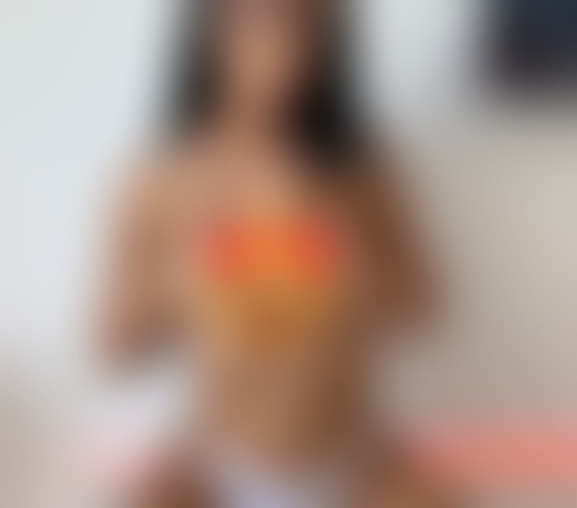 Escorts Hampshire Southampton - Photos for NAUGHTY 🪩 🔝HOTTEST BRUNETTE 🔝PARTY