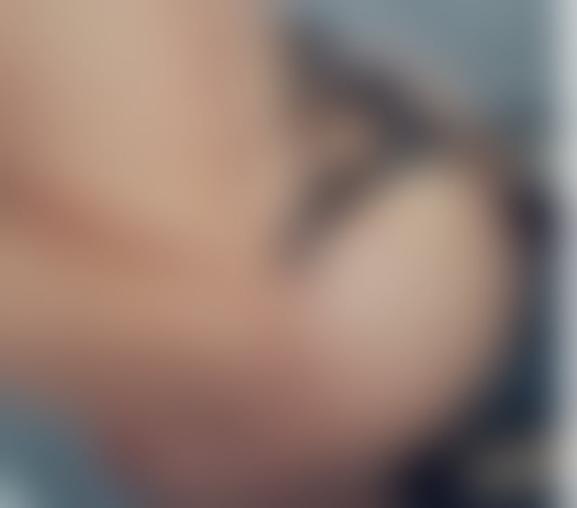 Escorts West Yorkshire Leeds - Photos for Hello, I'm new in the area, I'm red, I party and travel.