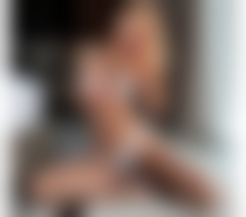 Escorts Peterborough Peterborough City Centre - Peterborough - Photos for Monique – Chic Style & Gentle Care