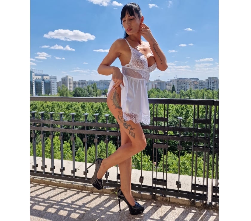 Escorts East London Havering - Photos for Beautiful and unique outcall lady