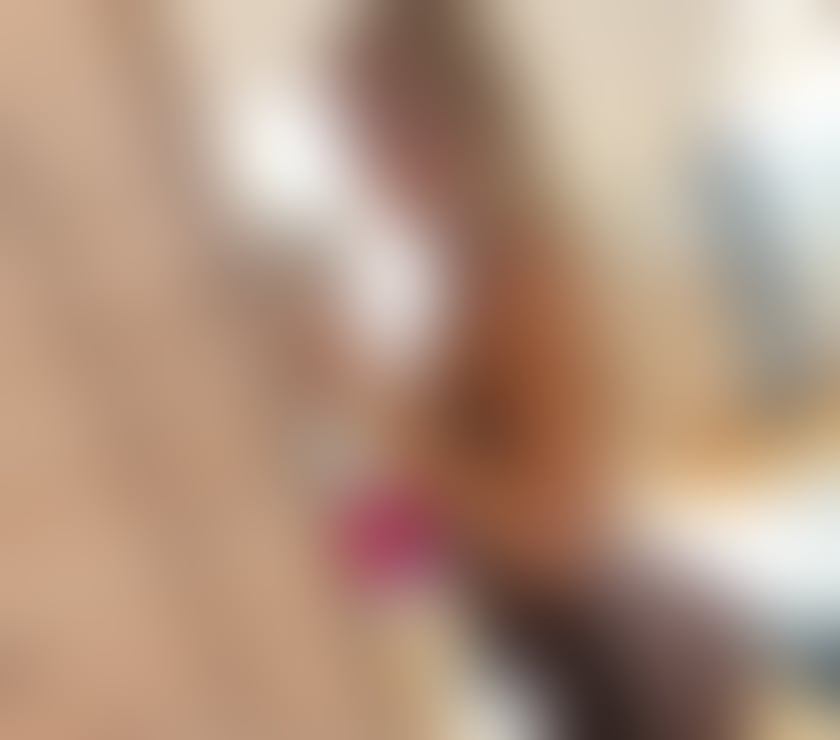 GENESA NEW GIRL IN YOUR CITY INC&OUT