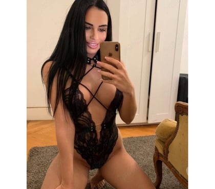 Escort Taunton Somerset - Photos for 🥂❤️💋Hey guys party 24 7 😘💋🎉