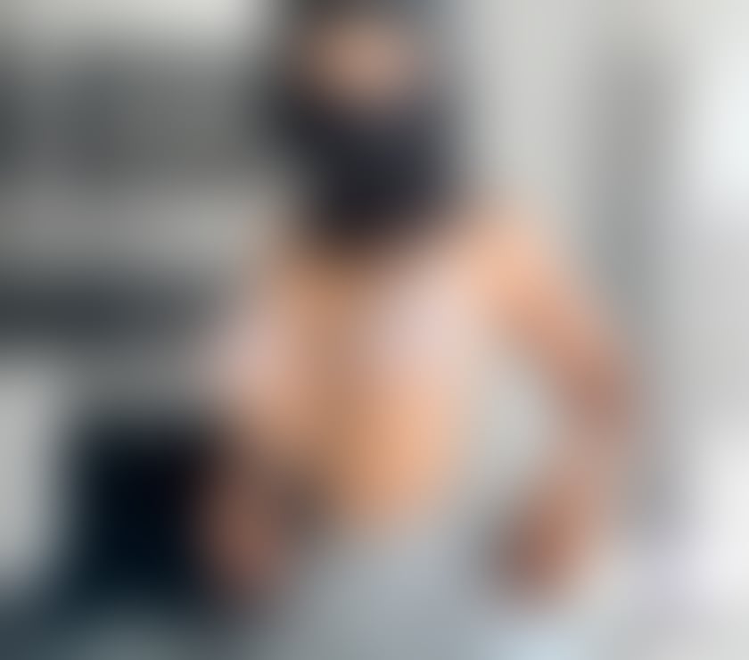  Escorts Slough Town Centre Slough - Photos for New party girl in Slough 24 7 best service no rush