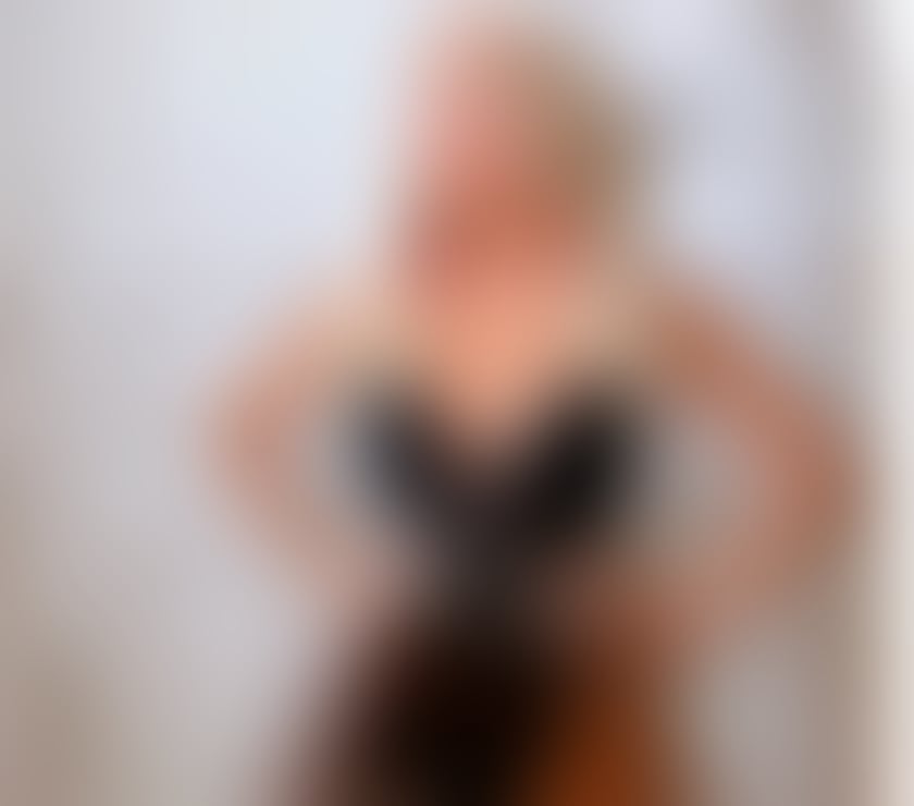 Escorts Windsor and Maidenhead Maidenhead - Windsor and Maidenhead - Photos for Lovely Michelle for gentleman pleasure and satisfaction!