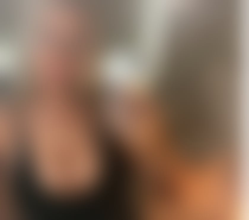 Escorts West Sussex Crawley - Photos for 🅽🅾 🆁🆄🆂🅷↘️HOT WOMEN IN GATWICK↙️