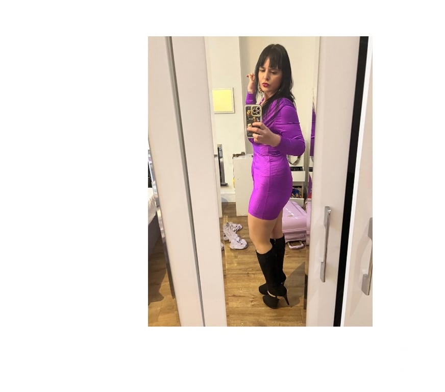 Escorts Wiltshire Swindon - Photos for Laura amazing !! Few days !! No rush GFE