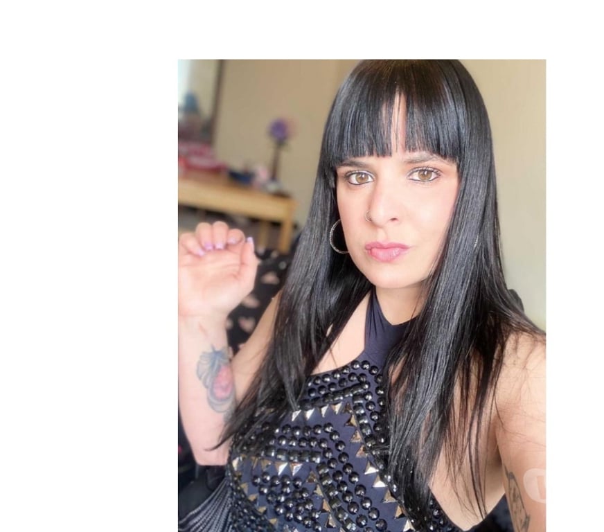 Escorts Wiltshire Swindon - Photos for Laura amazing !! Few days !! No rush GFE