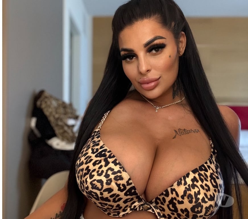 Escorts East London Canning Town - East London - Photos for Sexy Sophie 🔥Am back in the area 🔥