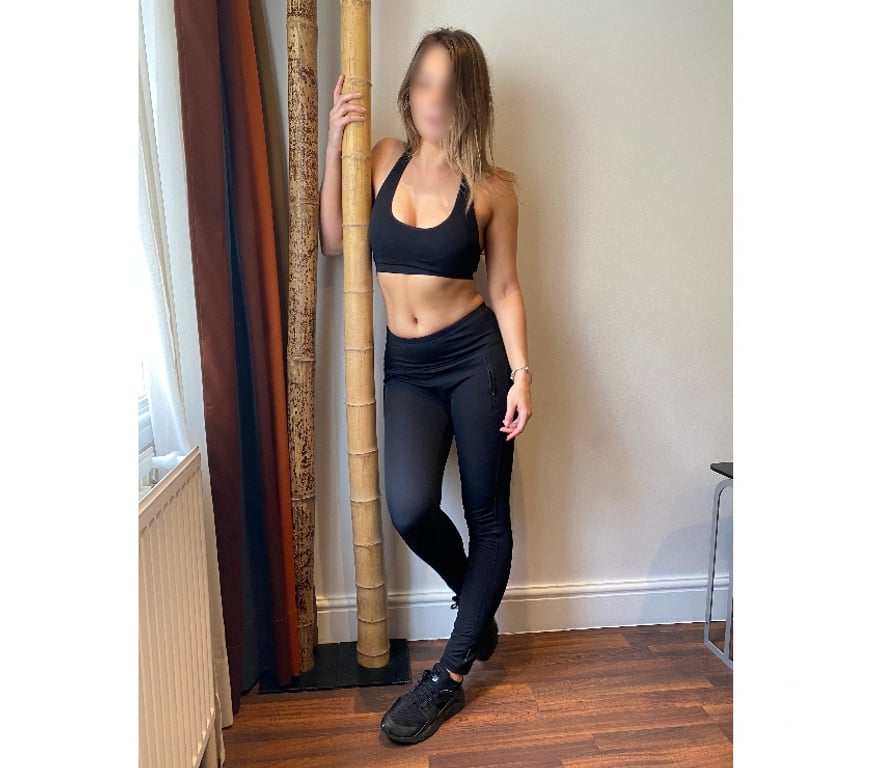 Escorts West London Hillingdon - Photos for Sexy Laura NEW for you