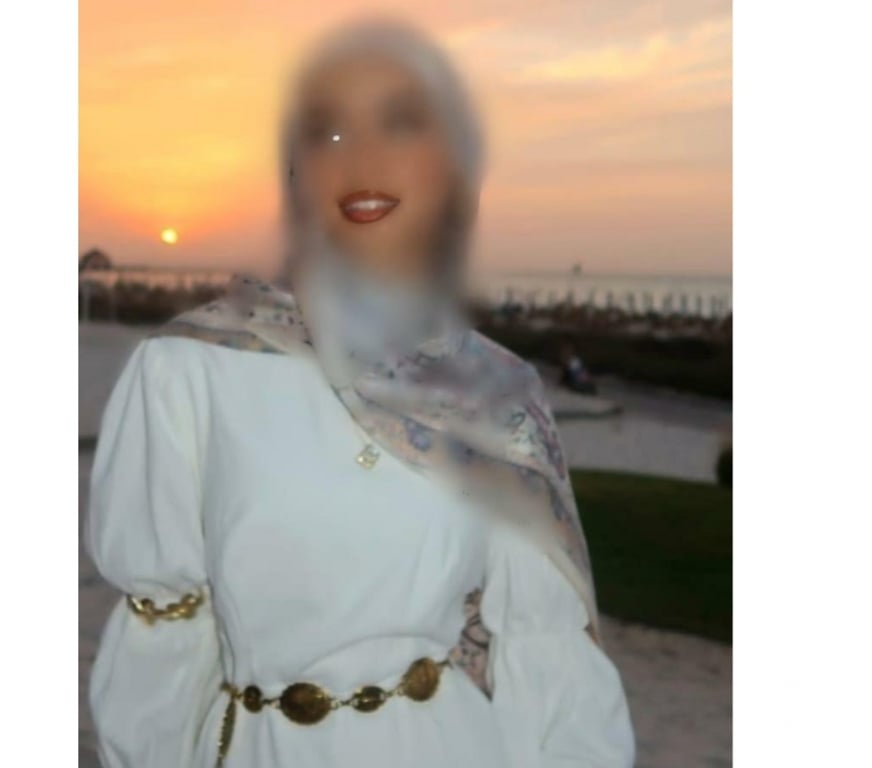 Escorts West Yorkshire Leeds - Photos for Hijabi Indian escort- outcalls only