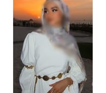 Hijabi Indian escort- outcalls only