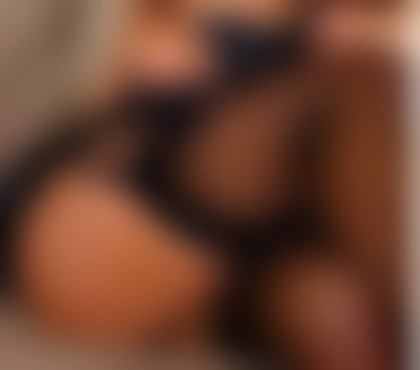  Escorts & Erotic Massage Reading West Berkshire - Photos for NEW IN TOWN! ❤️ CURVY INDEPENDENT BRUNETTE ❤️