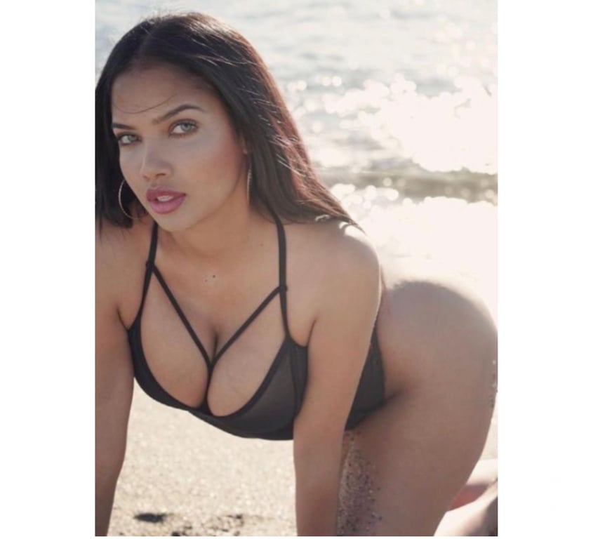 Escorts Central London Marylebone - Central London - Photos for Angel 🌸 Girlfriend energy. Executive presence ✨