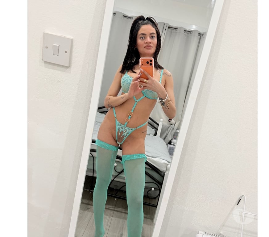 Escorts North London Haringey - Photos for 🥂REAL GIRL PARTY 🎉SEXY BODY🩷IN&OUT☎️