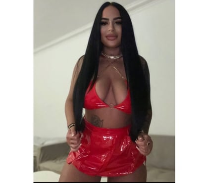  Escorts & Erotic Massage Rugby Town Centre Rugby - Photos for Hello new in your town