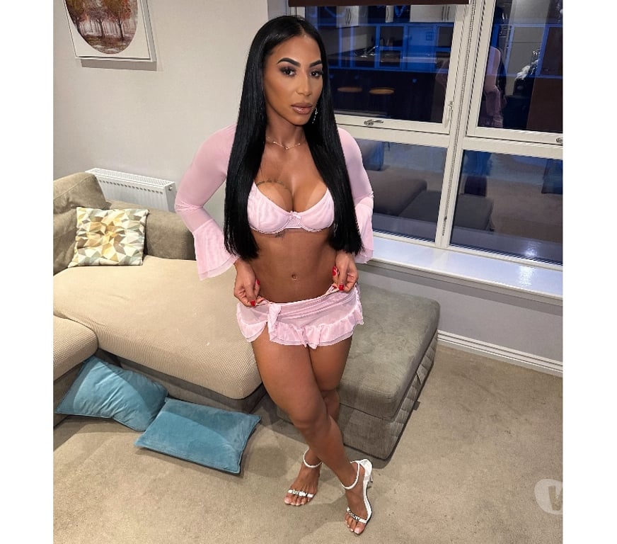 Escorts Peterborough Peterborough City Centre - Peterborough - Photos for AISHA MILANO BRUNETTE BRAZILIAN NEW IN THE CITY xxl🍑🔥