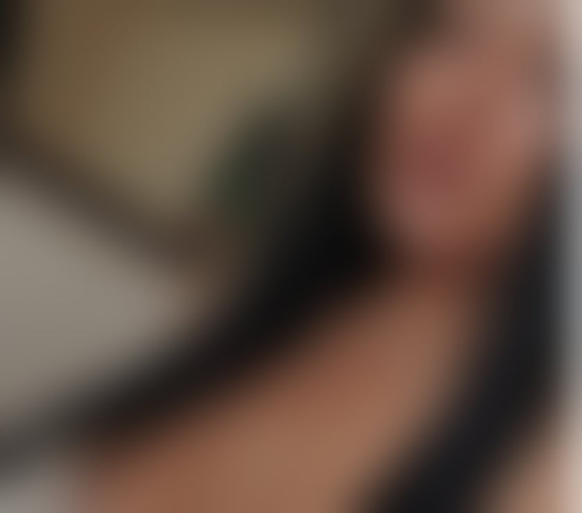 Escorts West Midlands Walsall - Photos for Merry new tonw owo include price call 07459871320