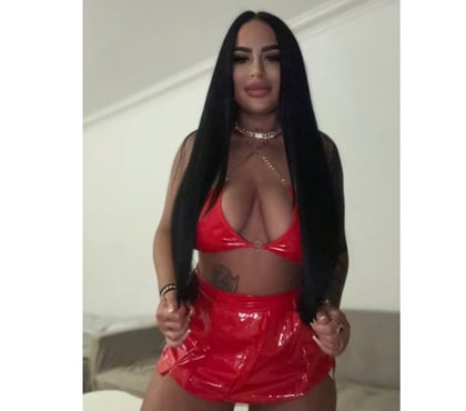 Escorts Dewsbury Kirklees - Photos for Hello new in your town